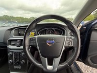 USED 2015 15 VOLVO V40 CROSS COUNTRY 2.0 D4 Lux Nav Hatchback 5dr Diesel Manual Euro 6 (s/s) (190 ps) 