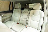 USED 2022 72 VOLVO XC90 2.0 B5 MHEV Plus SUV 5dr Petrol Hybrid Auto 4WD Euro 6 (s/s) (250 ps) Opening Panoramic roof