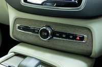 USED 2022 72 VOLVO XC90 2.0 B5 MHEV Plus SUV 5dr Petrol Hybrid Auto 4WD Euro 6 (s/s) (250 ps) Opening Panoramic roof