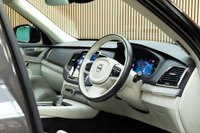 USED 2022 72 VOLVO XC90 2.0 B5 MHEV Plus SUV 5dr Petrol Hybrid Auto 4WD Euro 6 (s/s) (250 ps) Opening Panoramic roof