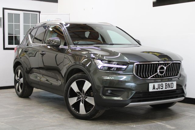 View our VOLVO XC40