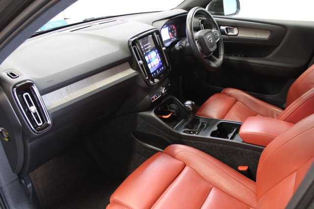 View our VOLVO XC40