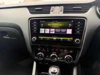 USED 2017 67 SKODA OCTAVIA 2.0 TDI Scout Estate 5dr Diesel DSG 4WD Euro 6 (s/s) (184 ps) Full Service History+Bluetooth+Cruise+Heated Seats+Navigation+Reversing Camera