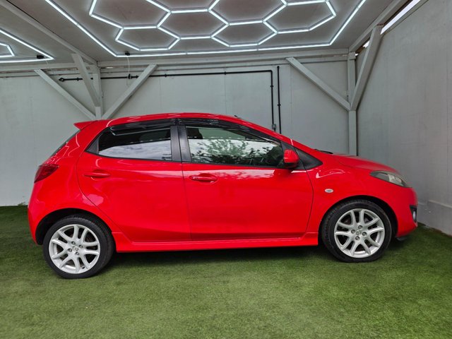 View our MAZDA MAZDA2