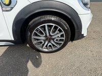 USED 2019 19 MINI COUNTRYMAN 1.5 7.6kWh Cooper SE Sport SUV 5dr Petrol Plug-in Hybrid Auto ALL4 Euro 6 (s/s) (224 ps) LOW MILES*SPORTS SEATS*TWO TONE