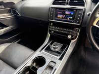 USED 2017 17 JAGUAR XE 2.0d R-Sport Saloon 4dr Auto  Sat Nav, DAB, Full Leather