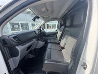 USED 2022 71 VAUXHALL VIVARO 2.0 Turbo D 3100 Sportive Panel Van 5dr Diesel Manual L2 H1 Euro 6 (s/s) (145 ps) LONG WHEEL BASE 3100 2 KEYS SH