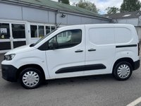 USED 2021 70 PEUGEOT PARTNER 1.5 BlueHDi 1000 Professional Standard Panel Van 5dr Diesel Manual SWB Euro 6 (100 bhp) This 2021 Peugeot Partner van has had only one owner since new, offering excellent provenance. It is a Professional Standard Panel Van SWB model, featuring a 1.5 litre BlueHDi diesel engine and meeting Euro 6 emission standards. This practical van boasts a generous cargo volume of 3900 litres, making it ideal for a variety of business needs.  With an impressive fuel economy of 56 miles per gallon, this Peugeot Partner is designed to be cost effective to run. Its low CO2 emissions.