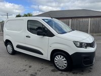 USED 2021 70 PEUGEOT PARTNER 1.5 BlueHDi 1000 Professional Standard Panel Van 5dr Diesel Manual SWB Euro 6 (100 bhp) This 2021 Peugeot Partner van has had only one owner since new, offering excellent provenance. It is a Professional Standard Panel Van SWB model, featuring a 1.5 litre BlueHDi diesel engine and meeting Euro 6 emission standards. This practical van boasts a generous cargo volume of 3900 litres, making it ideal for a variety of business needs.  With an impressive fuel economy of 56 miles per gallon, this Peugeot Partner is designed to be cost effective to run. Its low CO2 emissions.