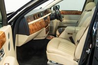 USED 2006 06 ROLLS-ROYCE PHANTOM 6.7 Superb Provenance, Rare 4 Individual seat specification, Cocktail cabinet, Rear cool box, Curtains for rear window, Theatre configuration, Slide/Tilt sunroof, Camera system, Chrome interior package, 21" alloys