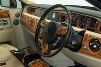 USED 2006 06 ROLLS-ROYCE PHANTOM 6.7 Superb Provenance, Rare 4 Individual seat specification, Cocktail cabinet, Rear cool box, Curtains for rear window, Theatre configuration, Slide/Tilt sunroof, Camera system, Chrome interior package, 21" alloys