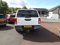 USED 2021 70 TOYOTA HI-LUX 2.4 D-4D Active Pickup Double Cab 4dr Diesel Manual 4WD Euro 6 (s/s) (150 ps) 
