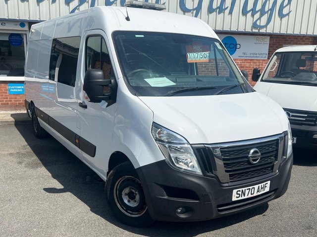 View our NISSAN NV400