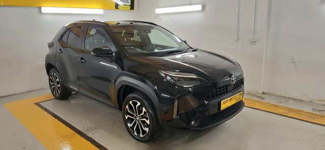 View our TOYOTA YARIS CROSS