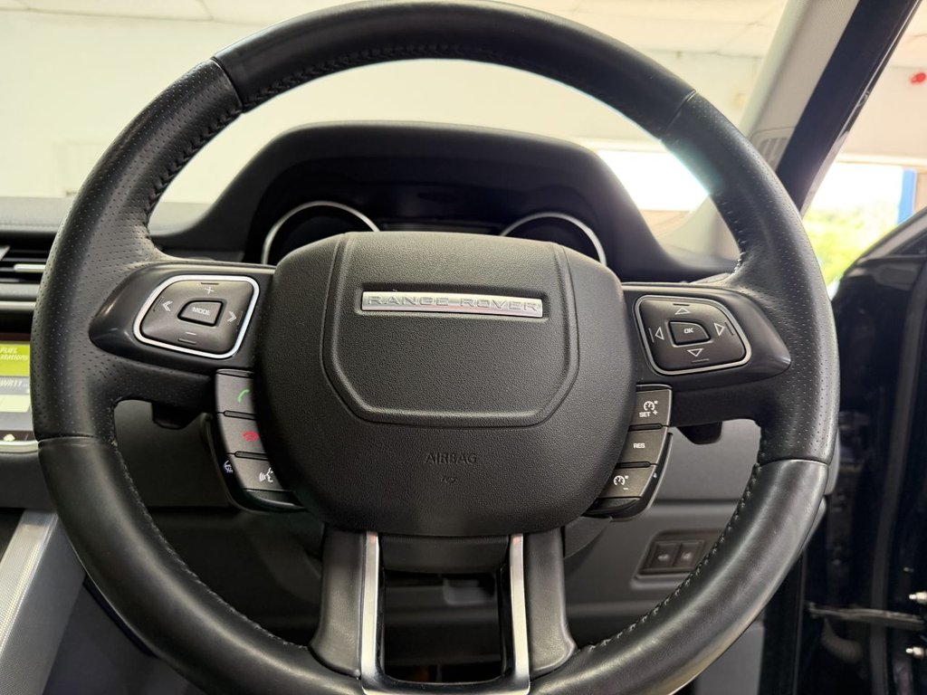 USED 2017 67 LAND ROVER RANGE ROVER EVOQUE 2.0 TD4 HSE Dynamic Lux SUV 5dr Diesel Auto 4WD Euro 6 (s/s) (180 ps) 