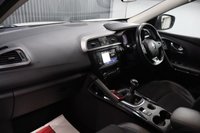 USED 2017 67 RENAULT KADJAR 1.5 dCi Dynamique S Nav SUV 5dr Diesel Manual Euro 6 (s/s) (110 ps) FULL SERVICE HISTORY / BLUETOOTH / SAT NAV / FINANCE AVAIL