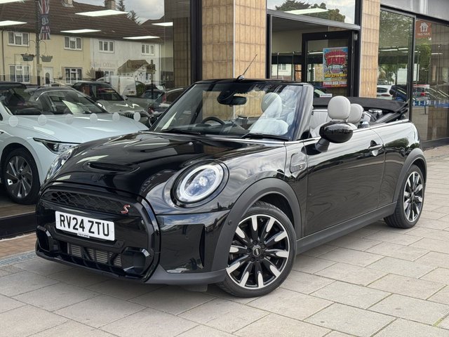 View our MINI CONVERTIBLE