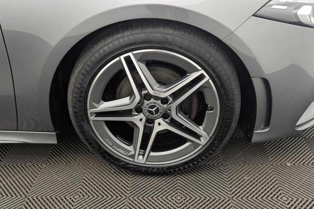 USED 2019 69 MERCEDES-BENZ A-CLASS 1.3 A180 AMG Line Hatchback 5dr Petrol Manual Euro 6 (s/s) (136 ps) Sat Nav, Rear Camera, Cruise