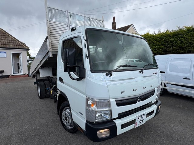 View our MITSUBISHI CANTER