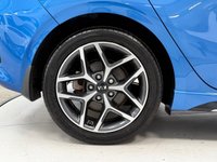 USED 2020 69 KIA CEED 1.4 T-GDi GT-Line Hatchback 5dr Petrol DCT Euro 6 (s/s) (138 bhp) Gorgeous Auto GT-Line 138BHP with SATNAV, CARPLAY, Half Leather Heated Seats, Privacy Glass, Parking Camera,only 33000 Miles Great Service History
