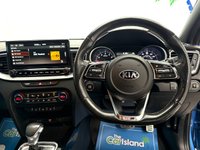 USED 2020 69 KIA CEED 1.4 T-GDi GT-Line Hatchback 5dr Petrol DCT Euro 6 (s/s) (138 bhp) Gorgeous Auto GT-Line 138BHP with SATNAV, CARPLAY, Half Leather Heated Seats, Privacy Glass, Parking Camera,only 33000 Miles Great Service History