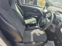 USED 2014 14 TOYOTA AYGO 1.0 VVT-i x-pression Hatchback 5dr Petrol Manual Euro 5 Euro 5 (68 ps) WHITE+NAV+DAB+CRUISE+5DR+PARTLEATHER