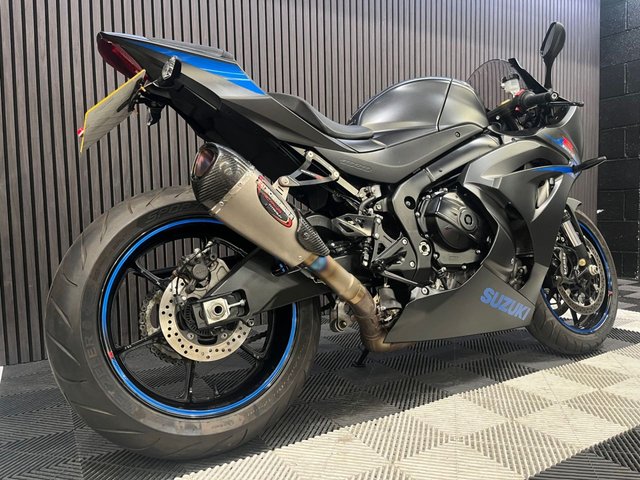 View our SUZUKI GSX-R1000