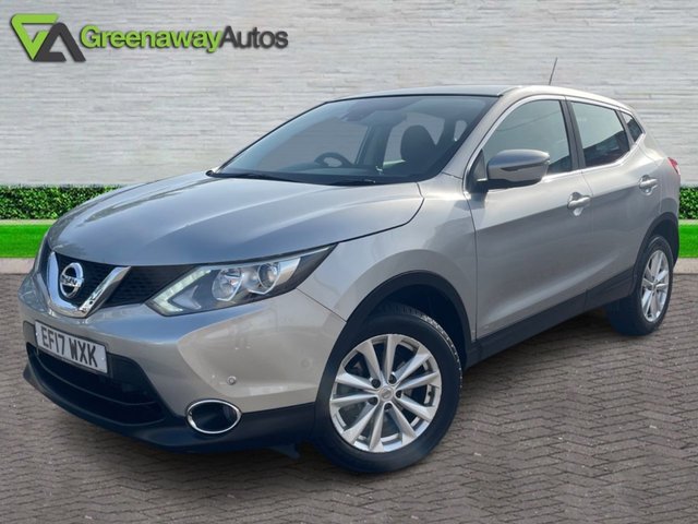 View our NISSAN QASHQAI