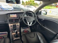 USED 2017 66 VOLVO V40 CROSS COUNTRY 2.0 T3 Pro Hatchback 5dr Petrol Manual Euro 6 (s/s) (152 ps) JUST ARRIVED IN STOCK!