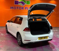 USED 2017 17 VOLKSWAGEN GOLF 1.4 TSI BlueMotion Tech SE Nav Hatchback 5dr Petrol Manual Euro 6 (s/s) (125 ps) Discover Sat Nav. Alloys.