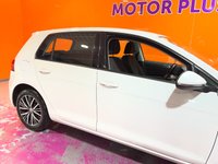 USED 2017 17 VOLKSWAGEN GOLF 1.4 TSI BlueMotion Tech SE Nav Hatchback 5dr Petrol Manual Euro 6 (s/s) (125 ps) Discover Sat Nav. Alloys.