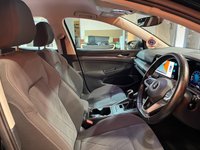 USED 2021 21 VOLKSWAGEN GOLF 1.5 TSI Style Hatchback 5dr Petrol Manual Euro 6 (s/s) (150 ps) Winter Pack. Rear Camera.