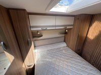USED 2018 LUNAR QUASAR 674 Caravan 