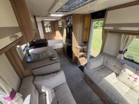 USED 2018 LUNAR QUASAR 674 Caravan 