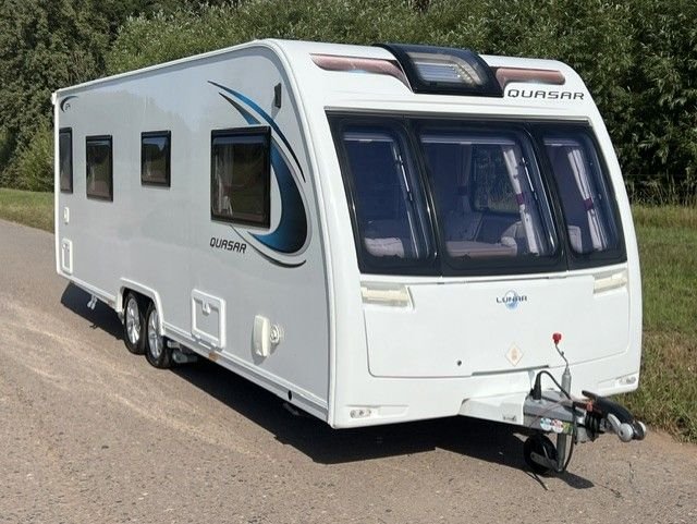 View our LUNAR QUASAR 674