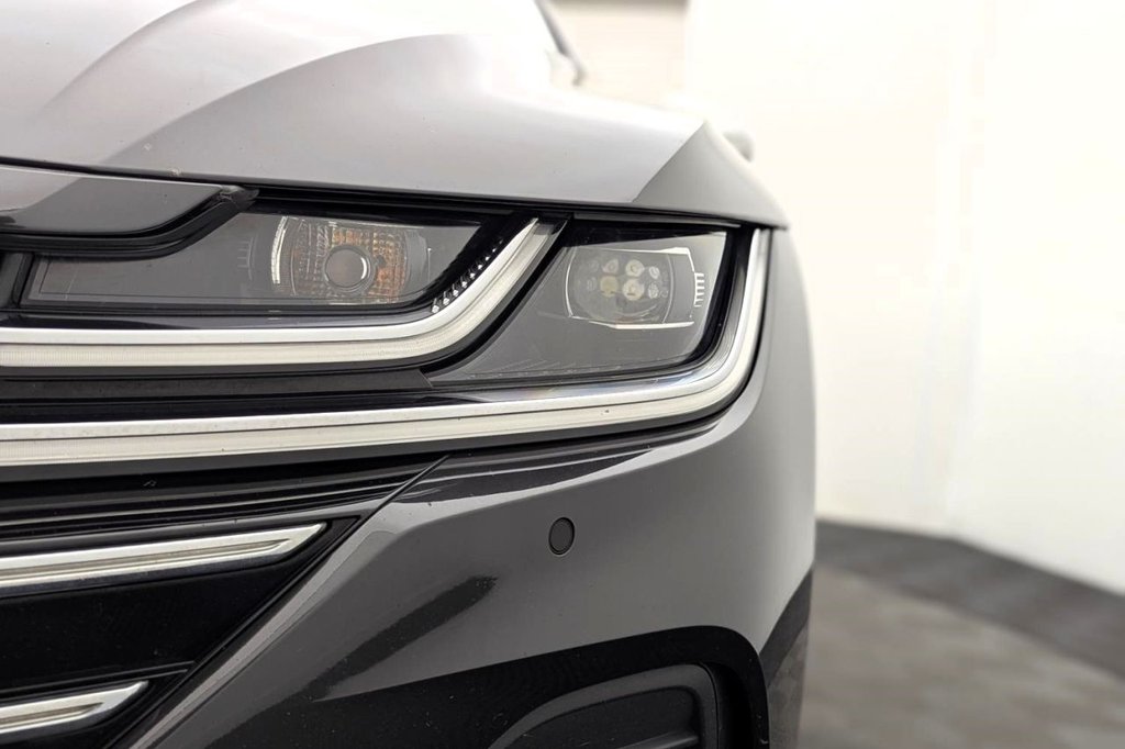 USED 2023 23 VOLKSWAGEN ARTEON 1.4 TSI 13kWh Elegance Shooting Brake 5dr Petrol Plug-in Hybrid DSG Euro 6 (s/s) (218 ps) Car Play. Heated Seats, Cruise