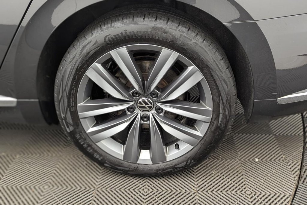 USED 2023 23 VOLKSWAGEN ARTEON 1.4 TSI 13kWh Elegance Shooting Brake 5dr Petrol Plug-in Hybrid DSG Euro 6 (s/s) (218 ps) Car Play. Heated Seats, Cruise