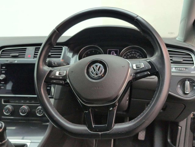 USED 2018 68 VOLKSWAGEN GOLF 1.5 Golf SE Nav TSi Evo 5dr CLICK+COLLECT / HOME DELIVERY