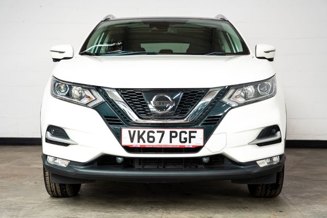 View our NISSAN QASHQAI