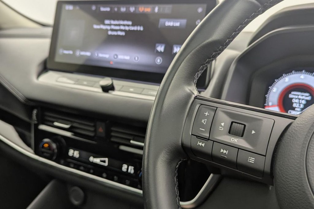 USED 2022 72 NISSAN QASHQAI 1.3 DIG-T MHEV N-Connecta SUV 5dr Petrol Hybrid Manual Euro 6 (s/s) (140 ps) Pan Roof, Sat Nav, Keyless Go