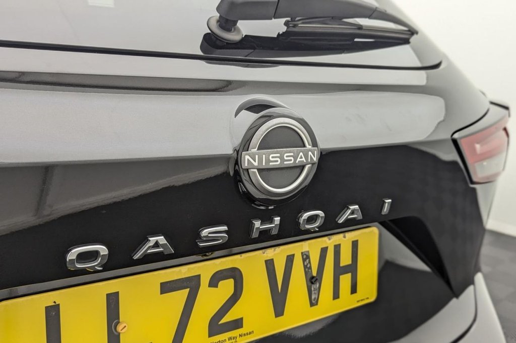 USED 2022 72 NISSAN QASHQAI 1.3 DIG-T MHEV N-Connecta SUV 5dr Petrol Hybrid Manual Euro 6 (s/s) (140 ps) Pan Roof, Sat Nav, Keyless Go