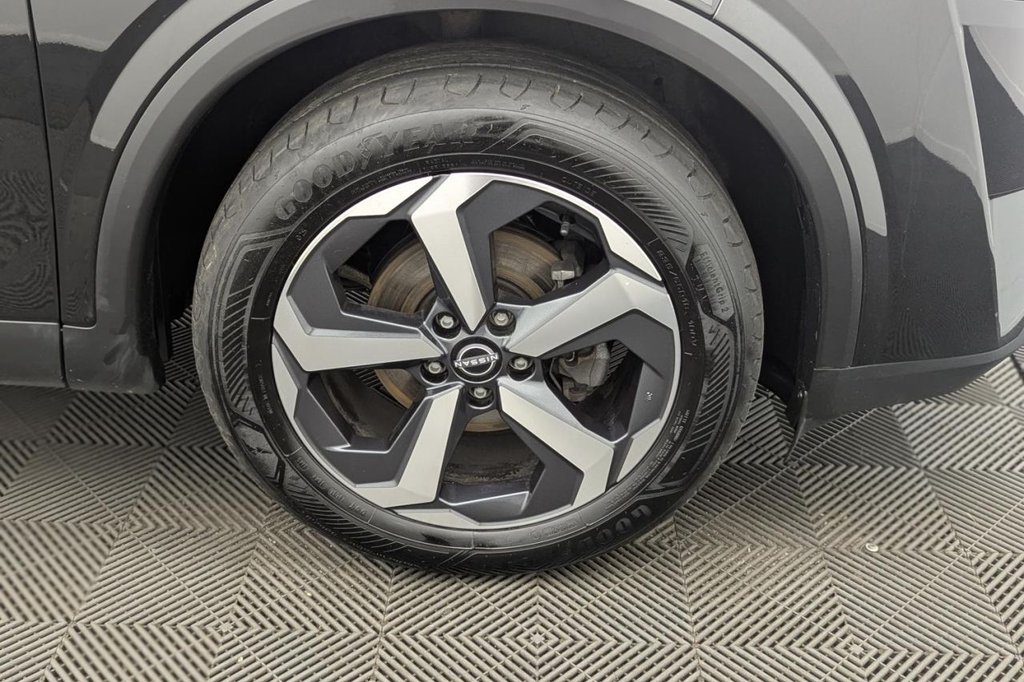USED 2022 72 NISSAN QASHQAI 1.3 DIG-T MHEV N-Connecta SUV 5dr Petrol Hybrid Manual Euro 6 (s/s) (140 ps) Pan Roof, Sat Nav, Keyless Go