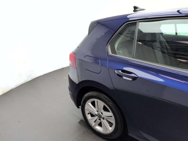 USED 2020 70 VOLKSWAGEN GOLF 1.5 Golf Life TSi 5dr CLICK+COLLECT / HOME DELIVERY