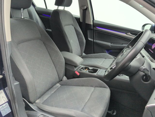 USED 2020 70 VOLKSWAGEN GOLF 1.5 Golf Life TSi 5dr CLICK+COLLECT / HOME DELIVERY