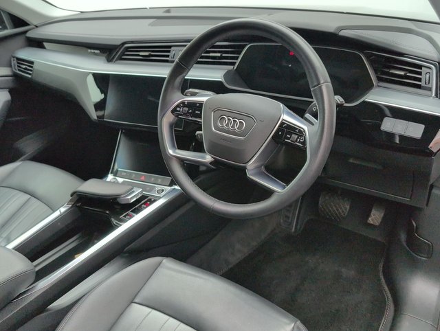 USED 2022 22 AUDI E-TRON e-tron Technik 55 Quattro 4WD 5dr CLICK+COLLECT / HOME DELIVERY