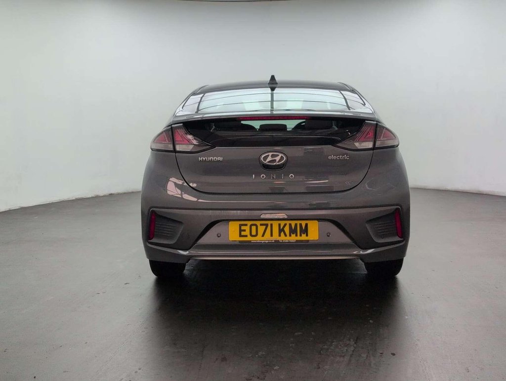 Used 2021 71 HYUNDAI IONIQ IONIQ Premium BEV 5dr CLICK+COLLECT / HOME DELIVERY