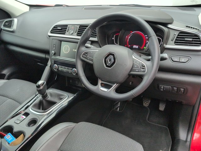 USED 2017 17 RENAULT KADJAR 1.2 Kadjar Dynamique S Nav TCe 5dr CLICK+COLLECT / HOME DELIVERY