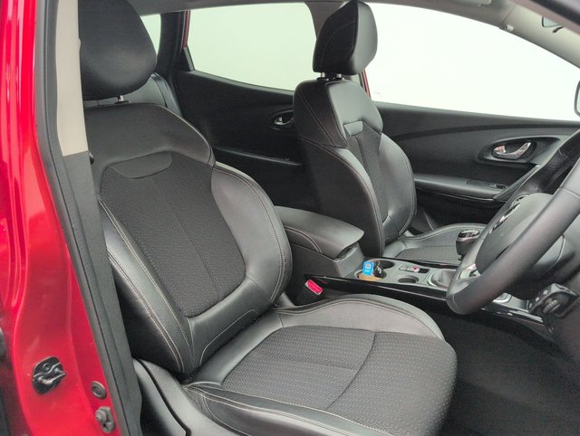 USED 2017 17 RENAULT KADJAR 1.2 Kadjar Dynamique S Nav TCe 5dr CLICK+COLLECT / HOME DELIVERY