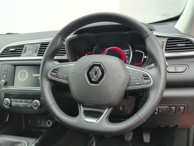 USED 2017 17 RENAULT KADJAR 1.2 Kadjar Dynamique S Nav TCe 5dr CLICK+COLLECT / HOME DELIVERY