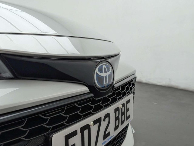 USED 2022 72 TOYOTA COROLLA 1.8 Corolla Design HEV CVT 5dr CLICK+COLLECT / HOME DELIVERY